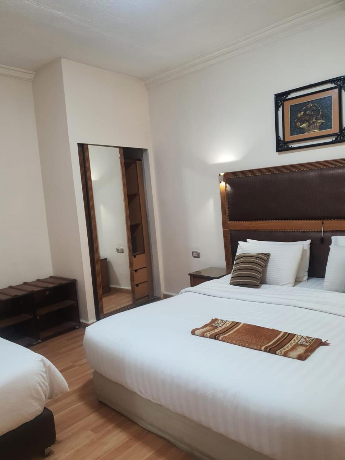 Aghadeer Hotel Amman Eksteriør billede