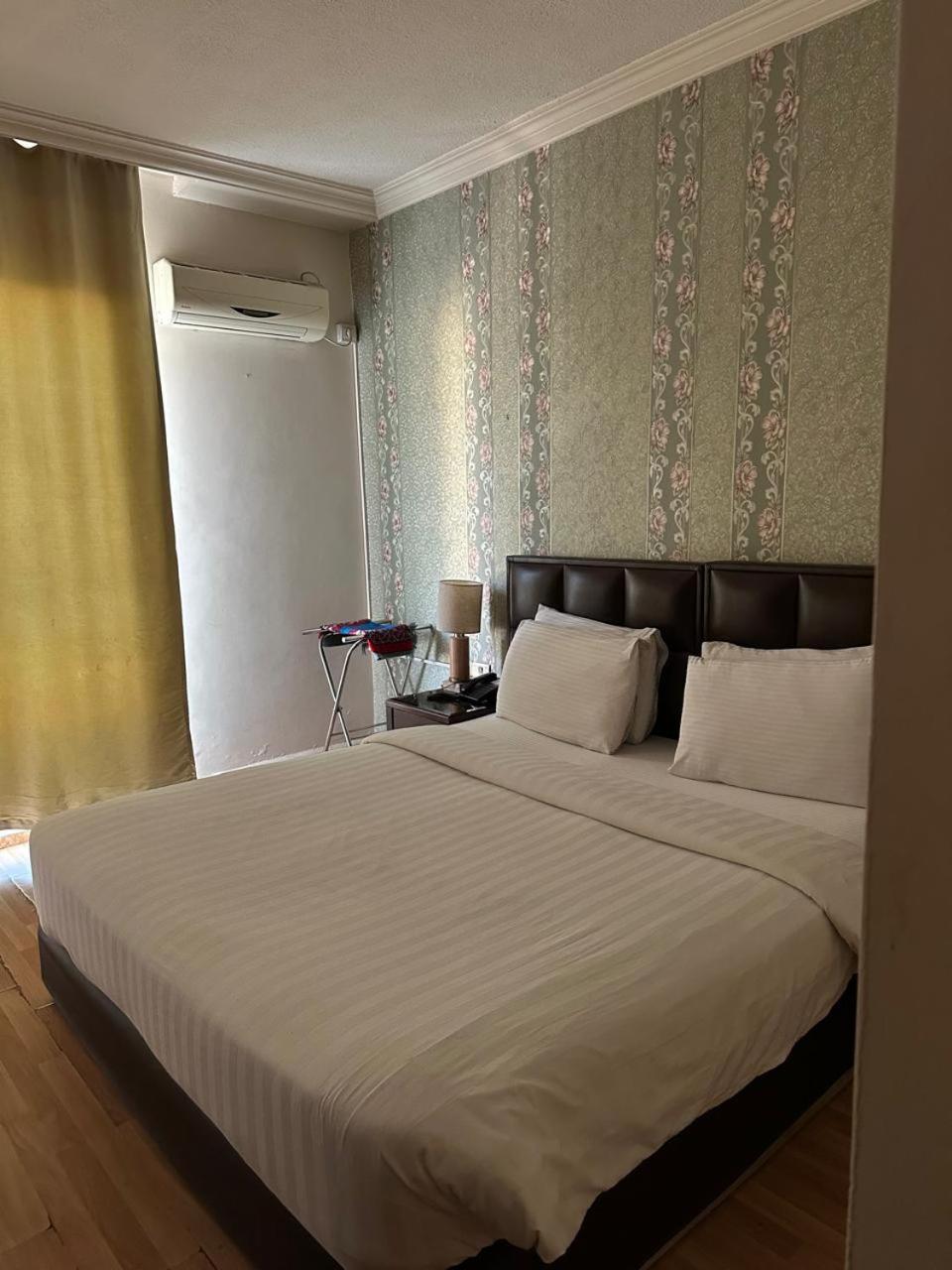 Aghadeer Hotel Amman Eksteriør billede