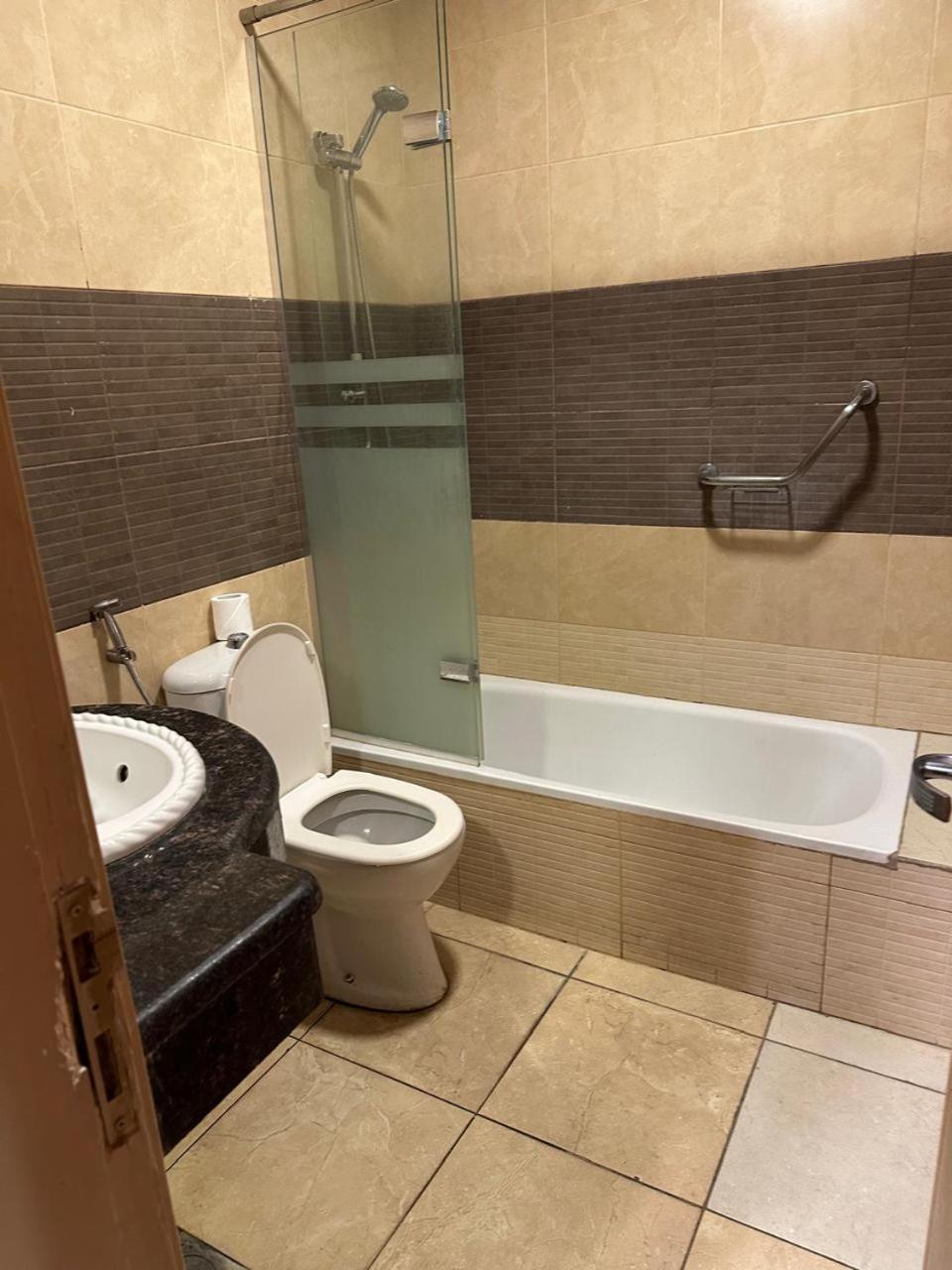 Aghadeer Hotel Amman Eksteriør billede